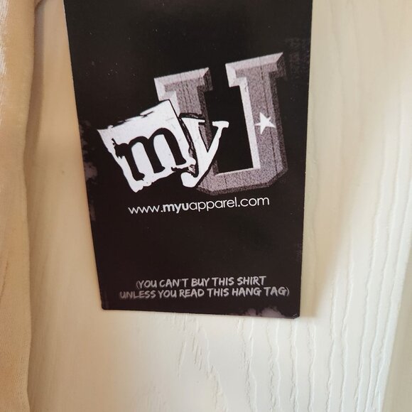 UCF Knights Beige Soft Tee Officially Licensed College Football Womens M NWT - Picture 7 of 9